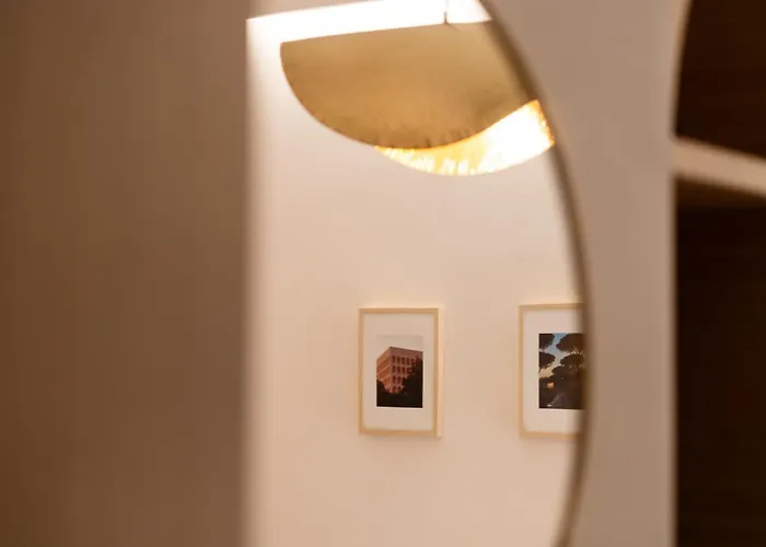 Suli Colosseum Designer Apartment
