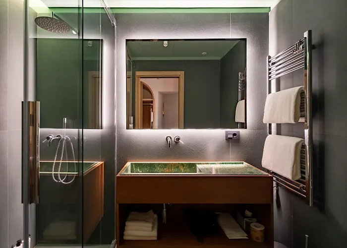Suli Colosseum Designer Apartment *